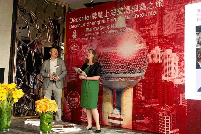 shanghai-encounter-kemp.gif