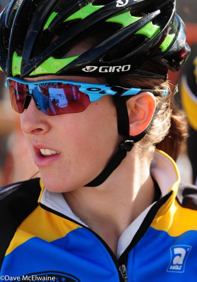 Kaitie Antonneau (Marian) at the start