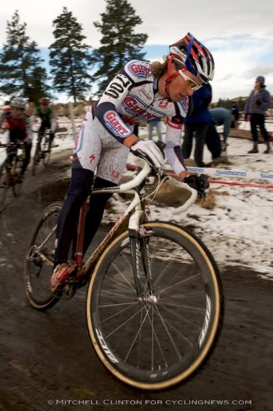 Cody Kaiser (Cal Giant) en route to his national championship in the Junior men's 17-18 race.