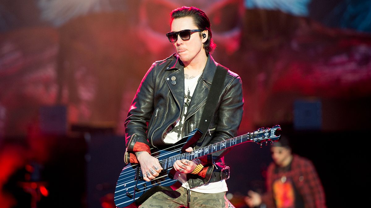 Sit Onstage For Avenged Sevenfold