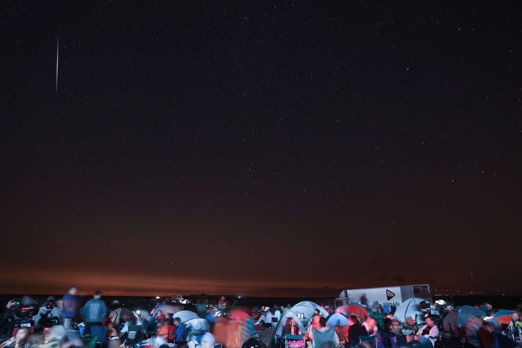 Stargazers Rejoice! Perseid Meteor Shower Promises An Unforgettable Show - jk79ebj