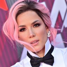 halsey with pink hair 