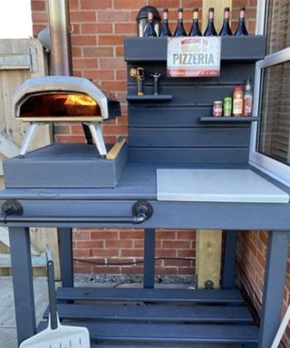 DIY wooden pizza oven stand