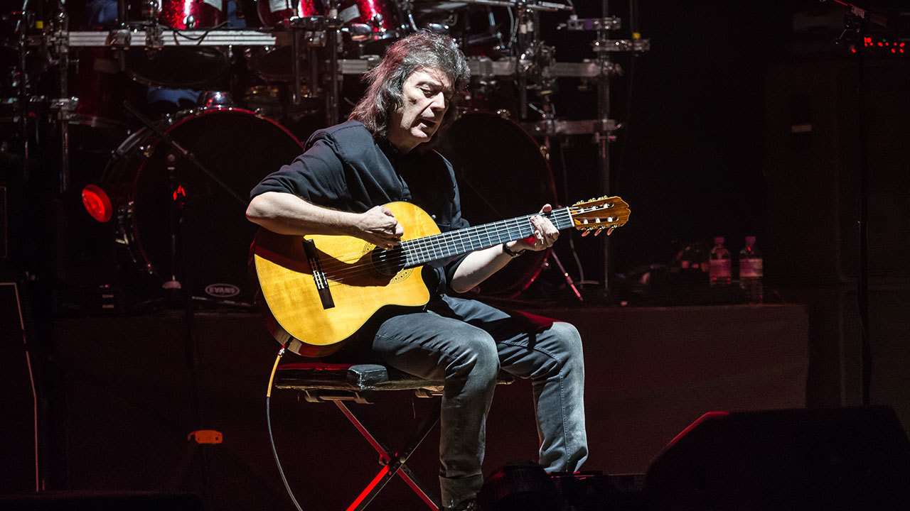 Steve HAckett on stage