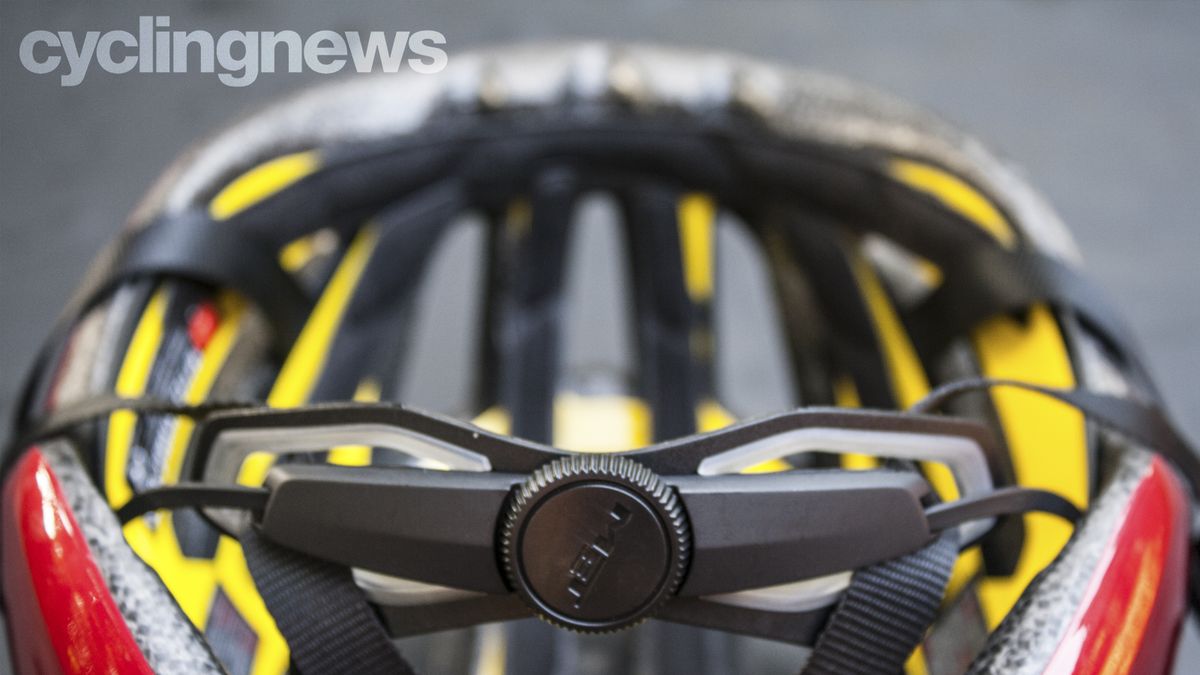 MET Rivale road bike helmet