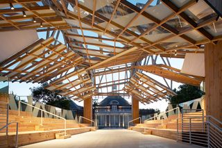 Frank Gehry’s 2008 Serpentine Pavilion