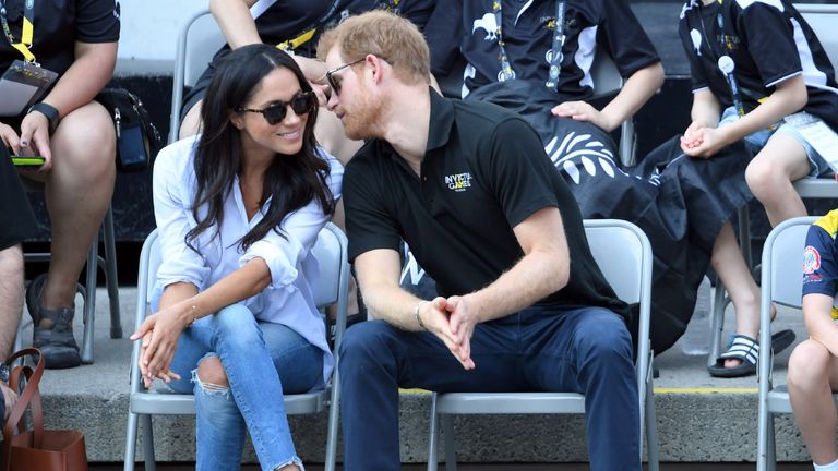 Meghan Markle and Prince Harry attend the Wheelchair Tennis on day 3 of the Invictus Games Toronto 2017 at Nathan Philips Square on September 25, 2017 in Toronto, Canada. The Games use the power of sport to inspire recovery, support rehabilitation and generate a wider understanding and respect for the Armed Forces. 