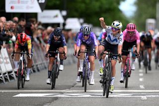 Cat Ferguson blasts from small group for victory at Navarra Women's Elite Classic