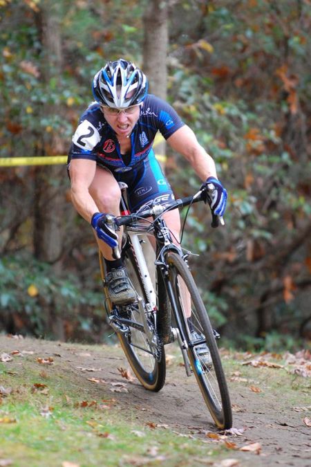 Laura Van Gilder racing to the final podium spot, third.