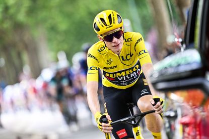Jonas Vingegaard wearing a yellow jersey