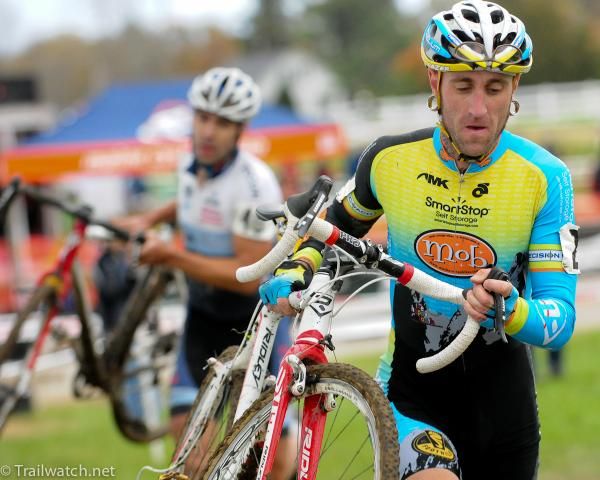Adam Myerson (Smartstop-Mock Orange) taking on the barriers
