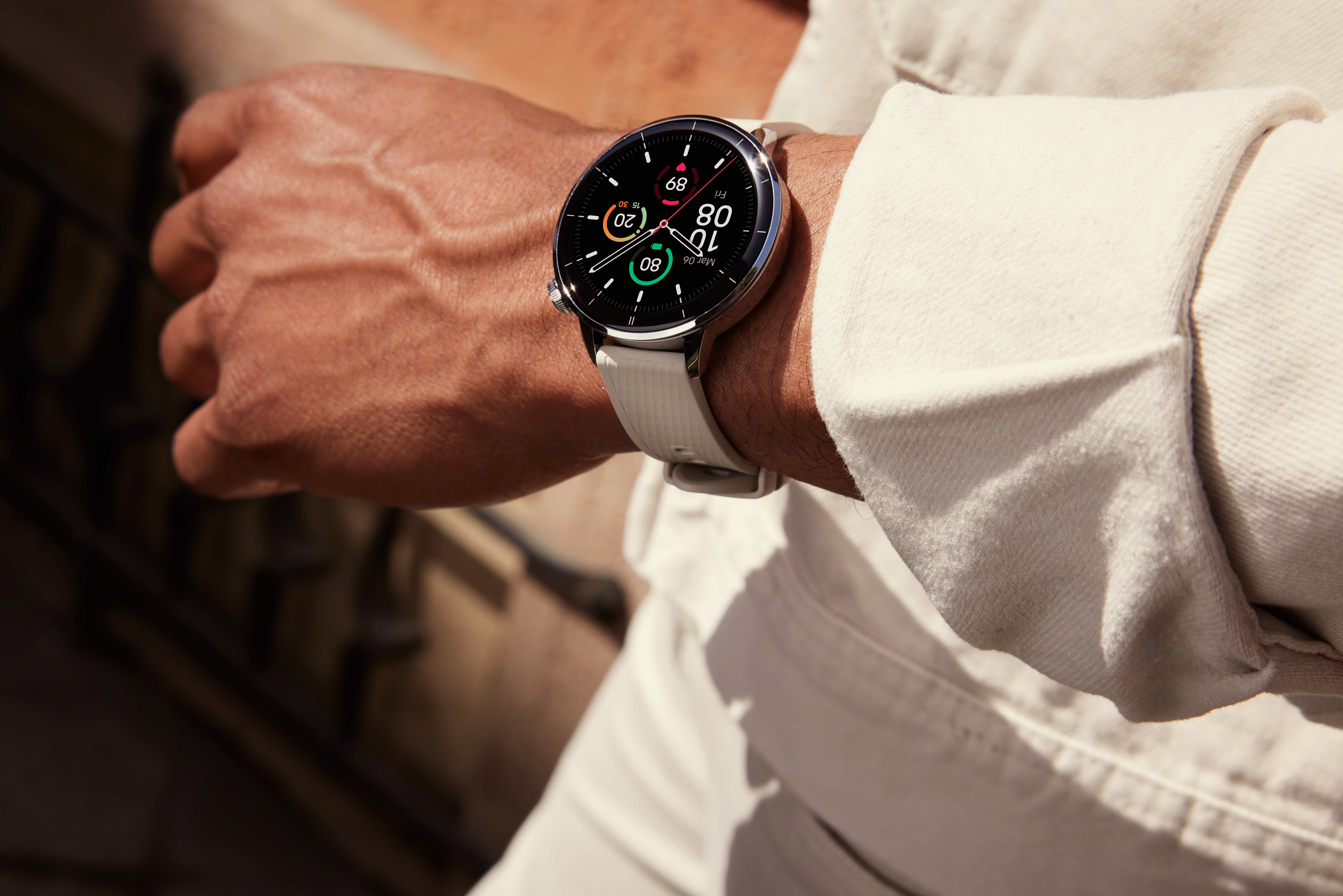 OnePlus launches Watch 3 mini and OnePlus Buds 4