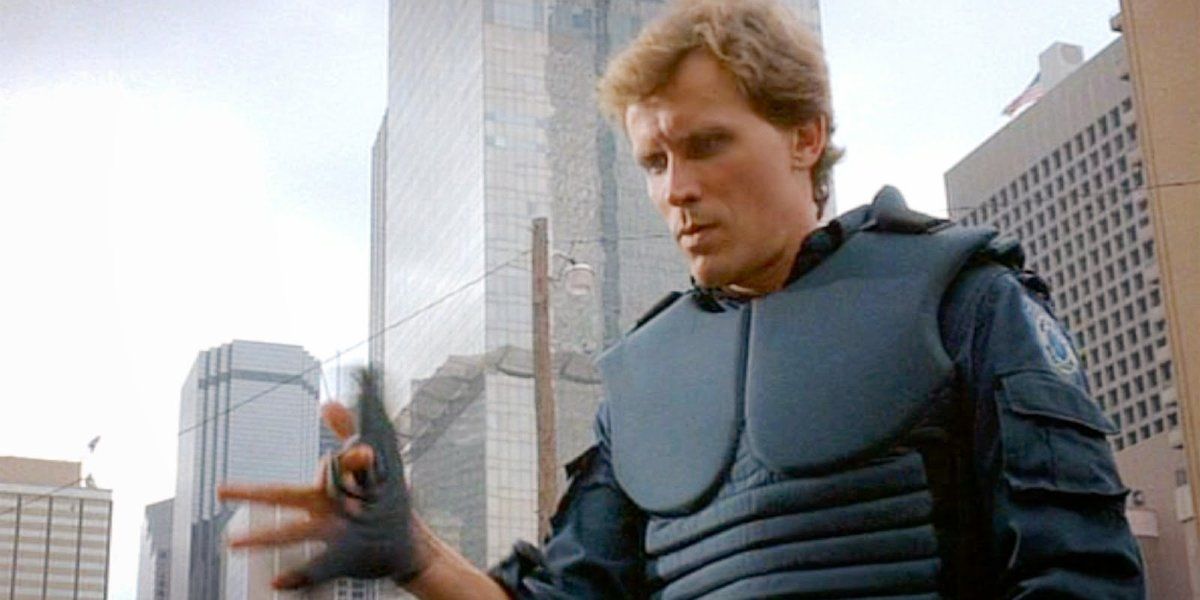 RoboCop Returns: 7 Quick Things To Know About The New RoboCop Movie ...