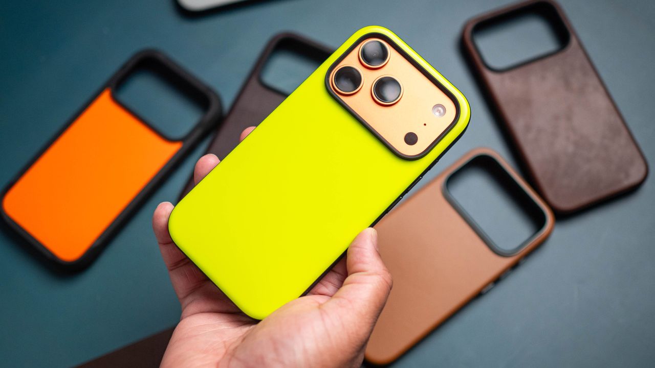 Nomad iPhone 17 Pro cases