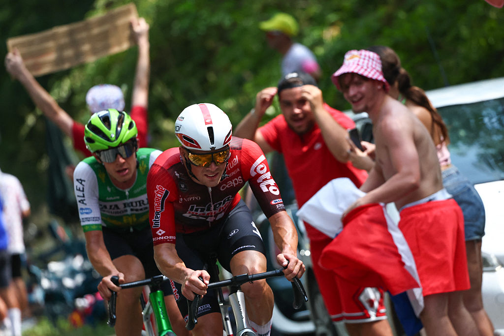 Tour de France stage 7 LIVE: Two riders still up the road as peloton tries to bring them back for a sprint finish