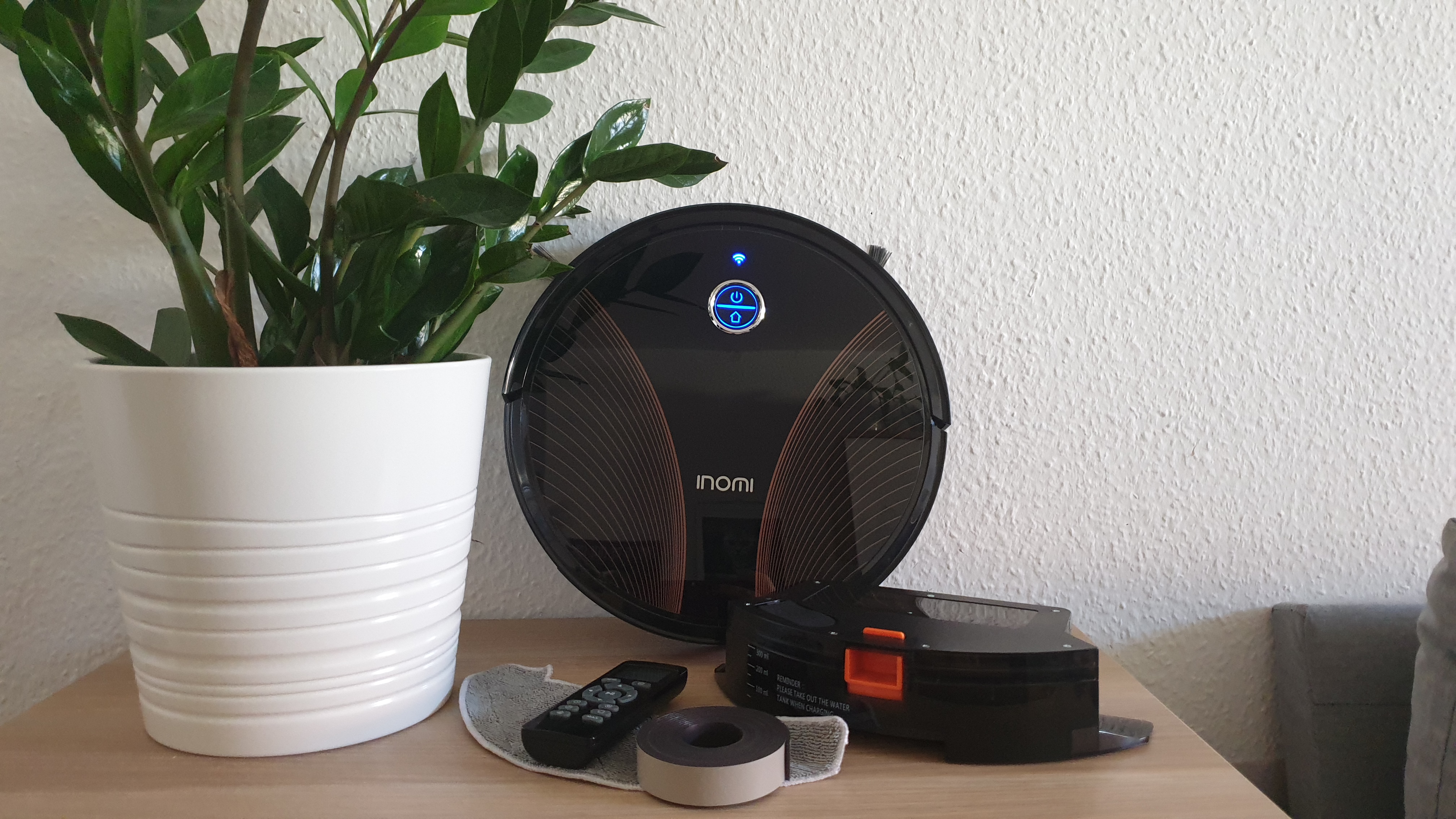INOMI SE8 mit Zubehör