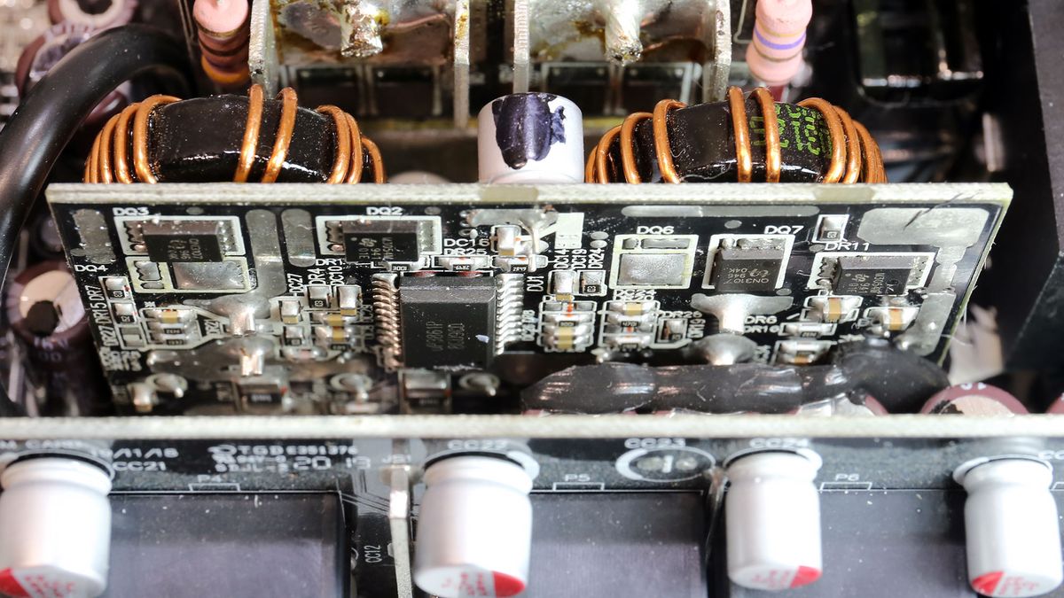 Corsair RM750x