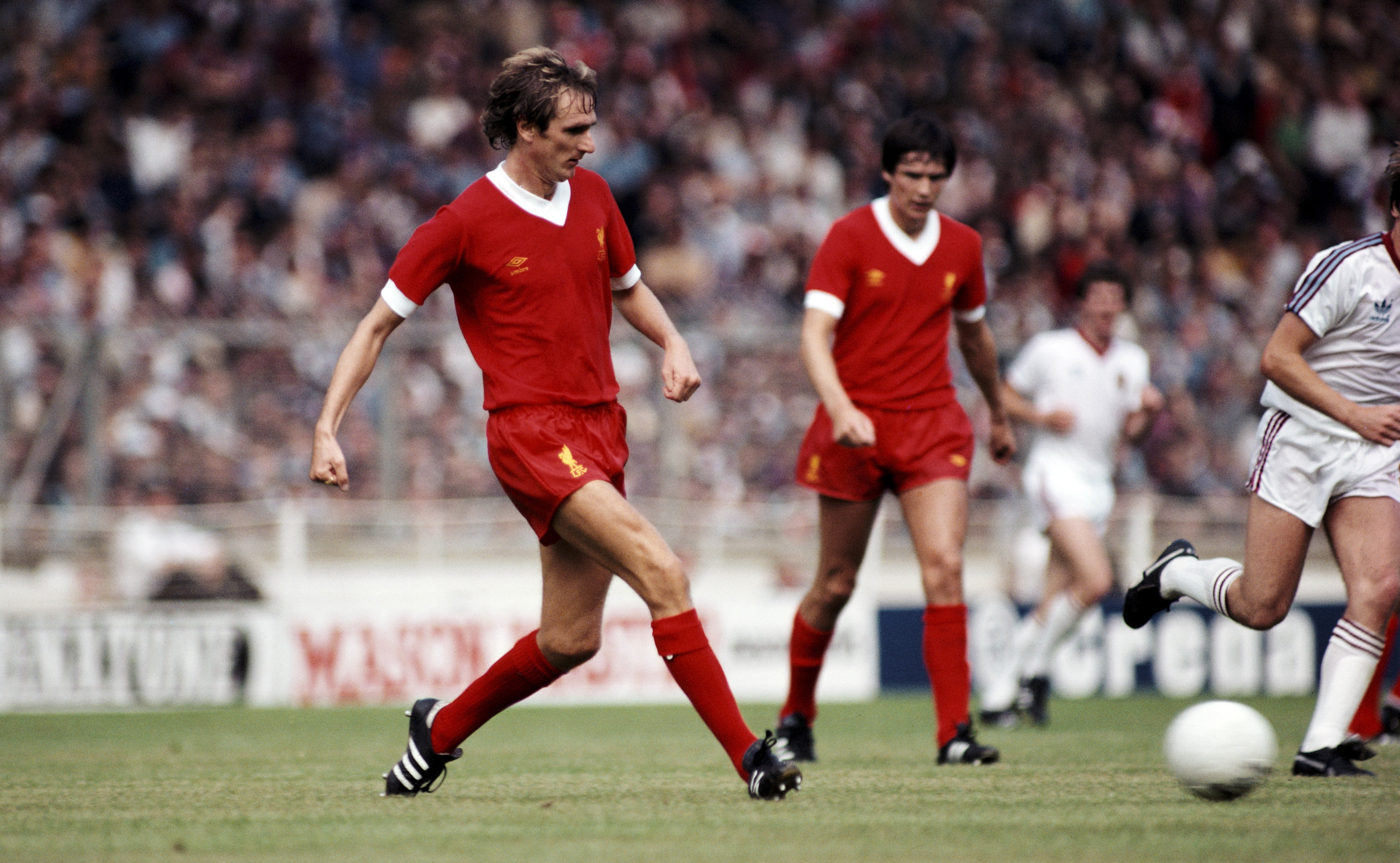 Phil Thompson in action for Liverpool against West Ham at Wembley in the 1980 Charity Shield.
