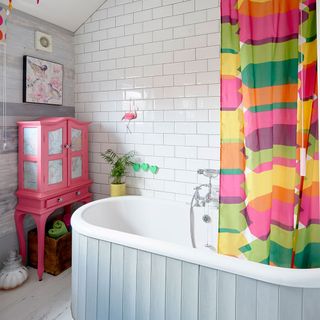 quirky four bed victorian terrace kettering bathroom