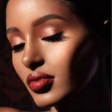 Sexy But Miraculously Low-Maintenance Beauty Looks for Valentine's Day
