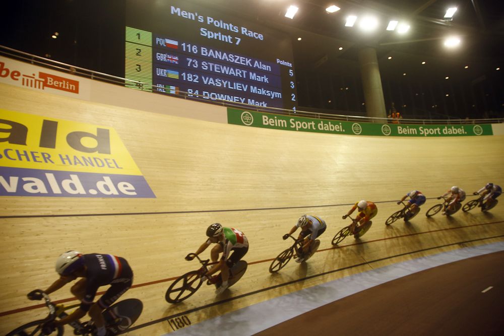Riders compete on the velodrome in Berlin