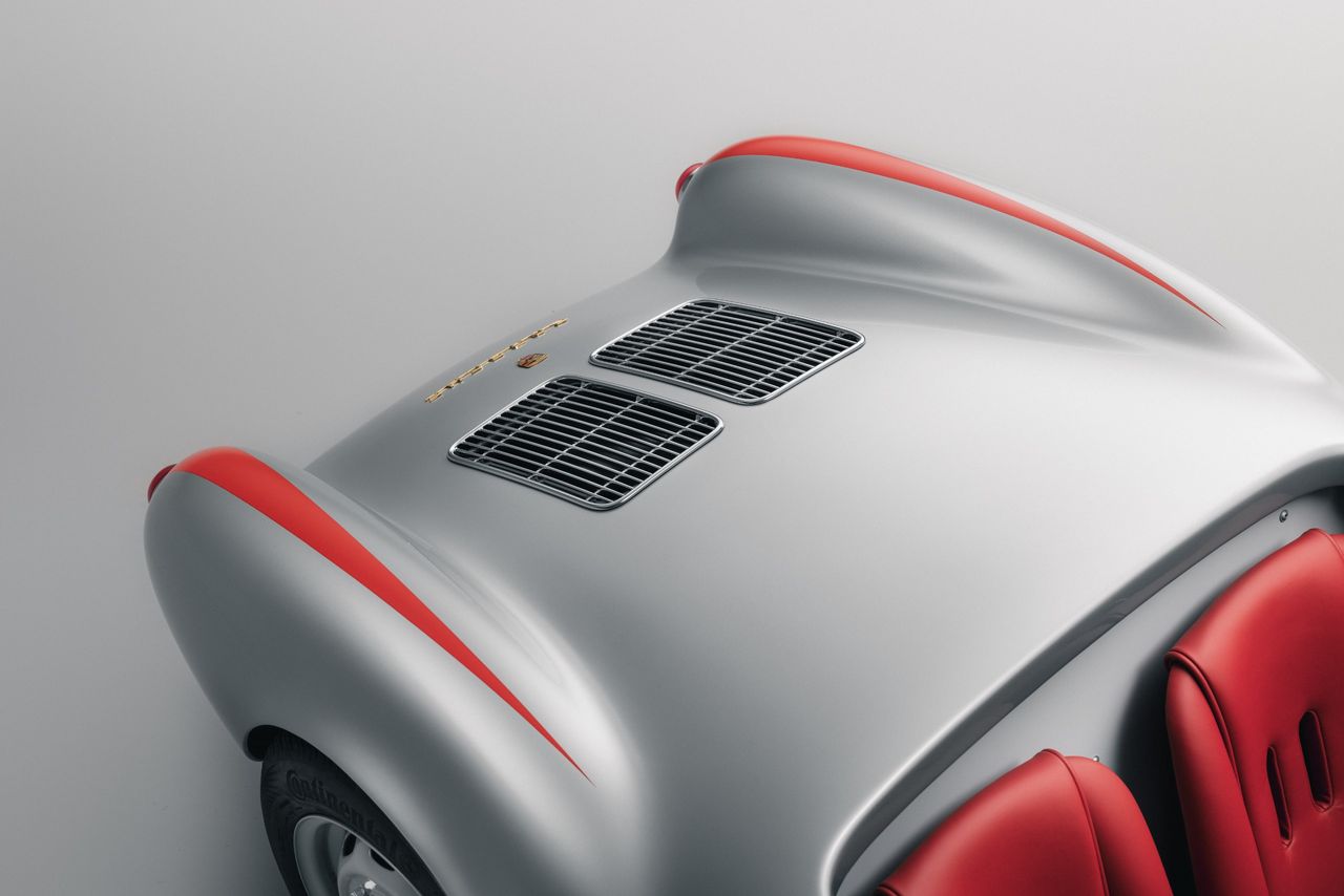 Hedley Studios x Porsche 550 J design details