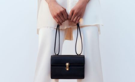 Symmetry 19 bag by Savette