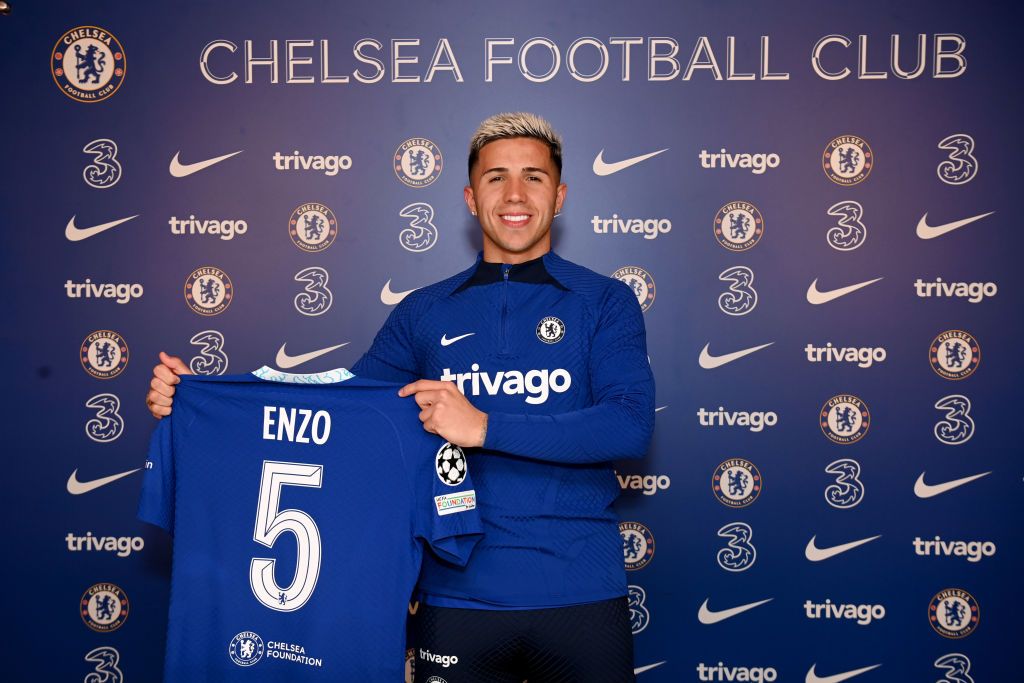 Enzo Fernandez signing for Chelsea