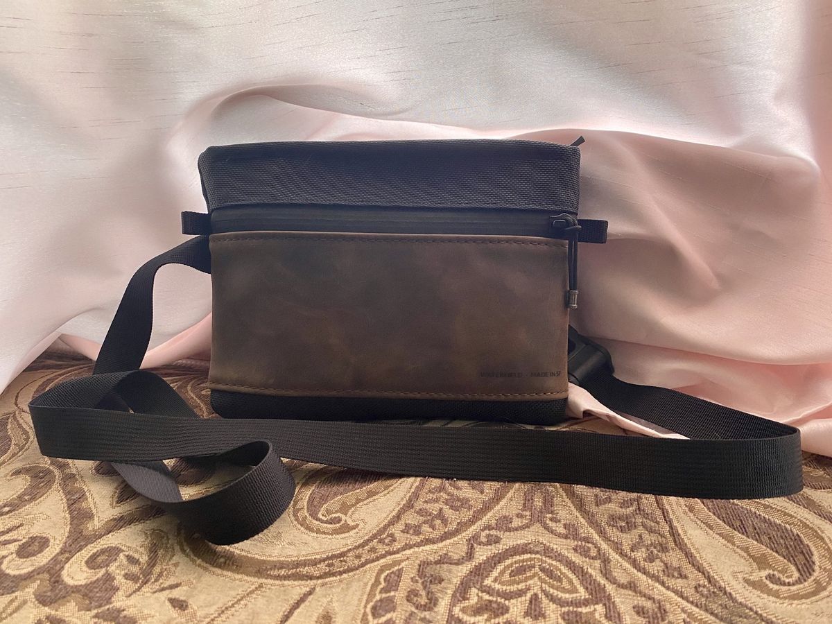 Waterfield Designs Marquis Crossbody Pouch Hero