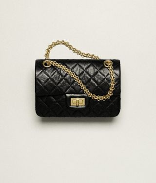 Chanel mini 2.55