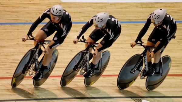 The Kiwi women in their ride against Canada.