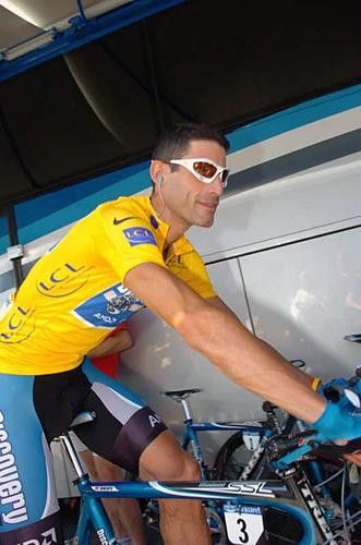 George Hincapie (Discovery Channel) ready to go