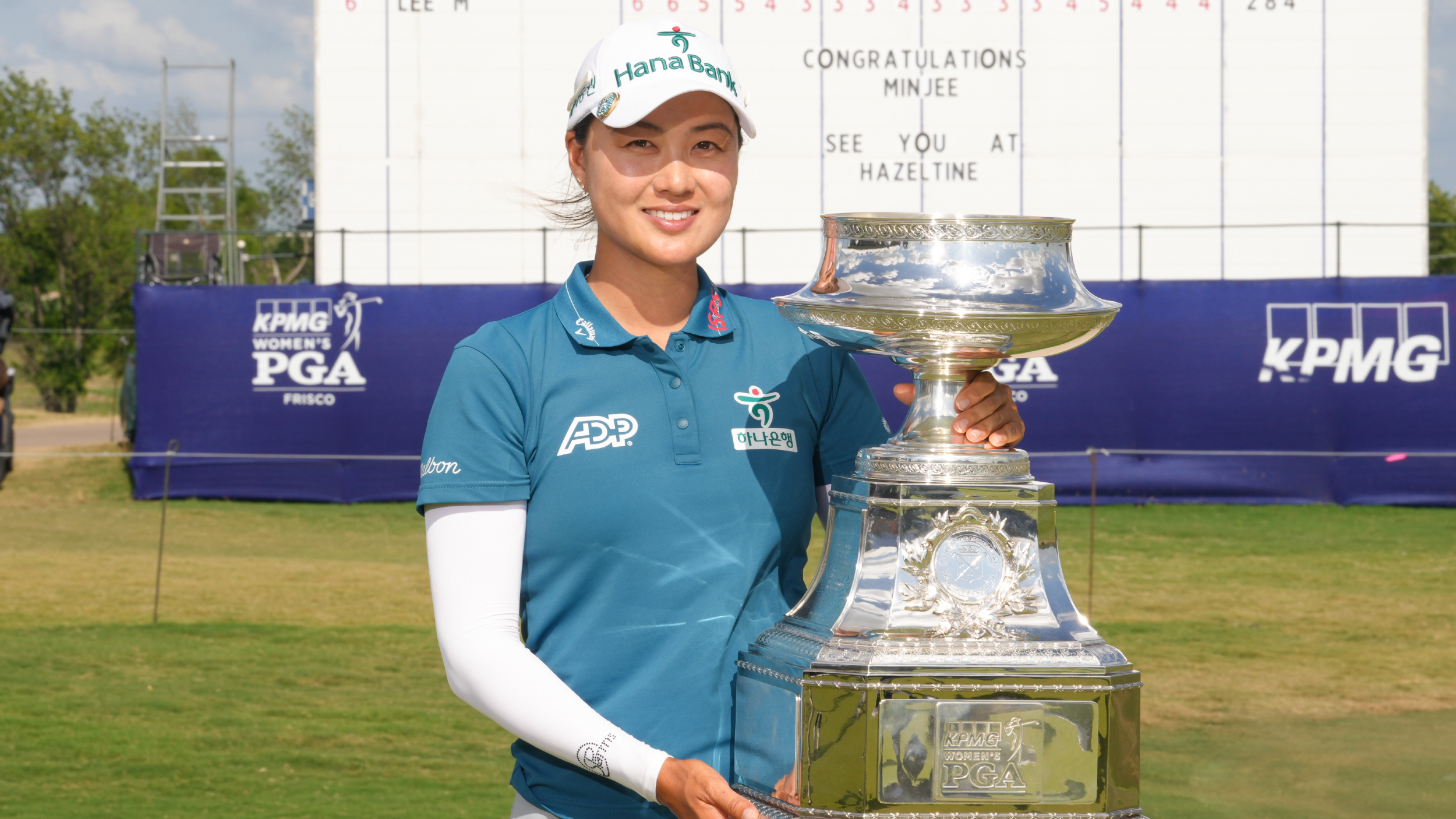 Minjee Lee with the KPMG Women's PGA Championship trophy