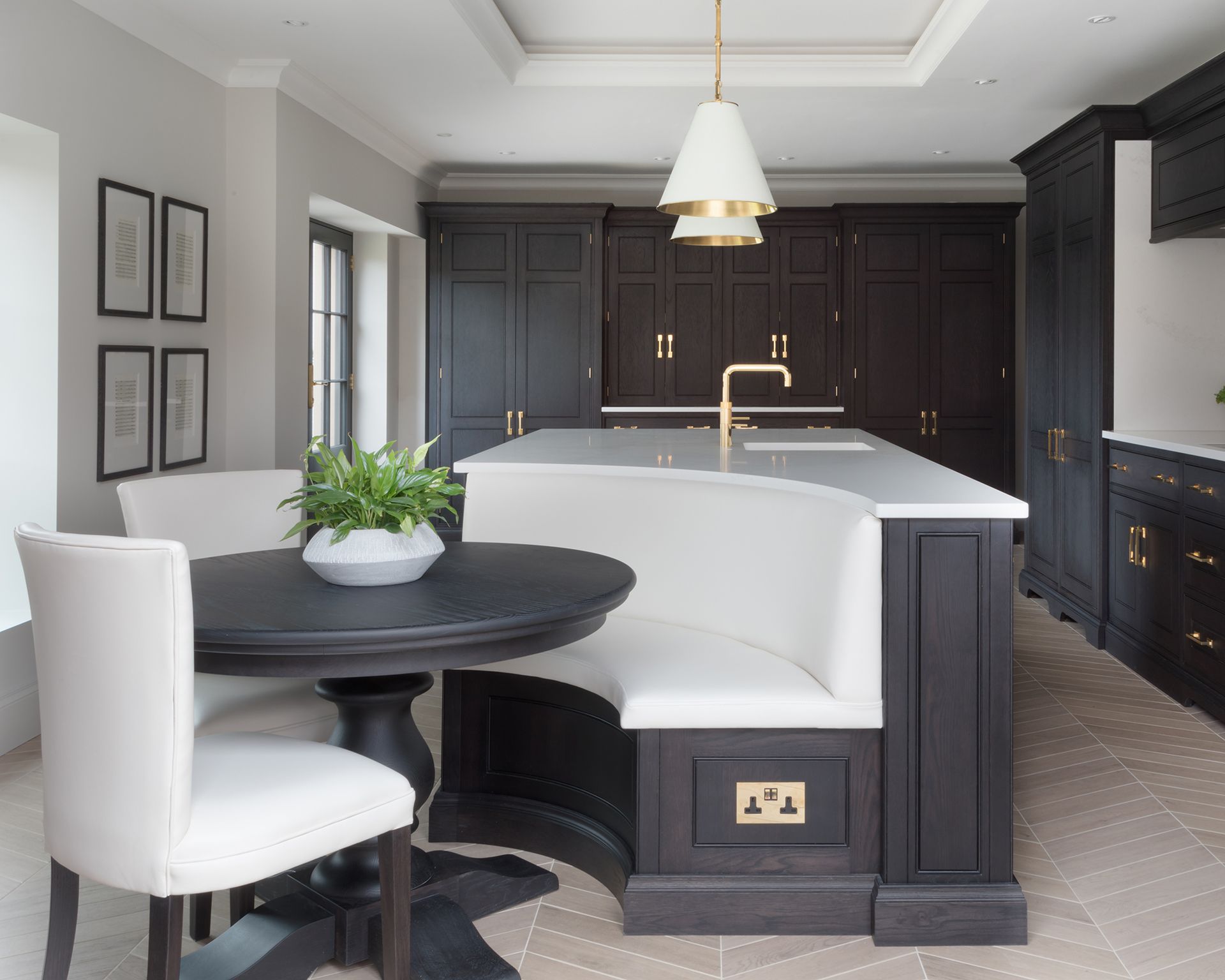 Banquette seating ideas: for a stylish & comfy kitchen diner | Homes ...