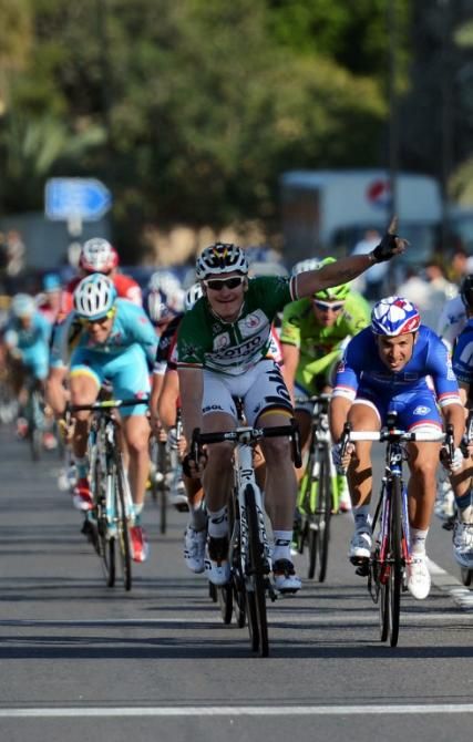 Andr&eacute; Greipel (Lotto Belisol) wins the final stage of the Tour of Oman