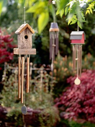 bird house design ideas: windchimes