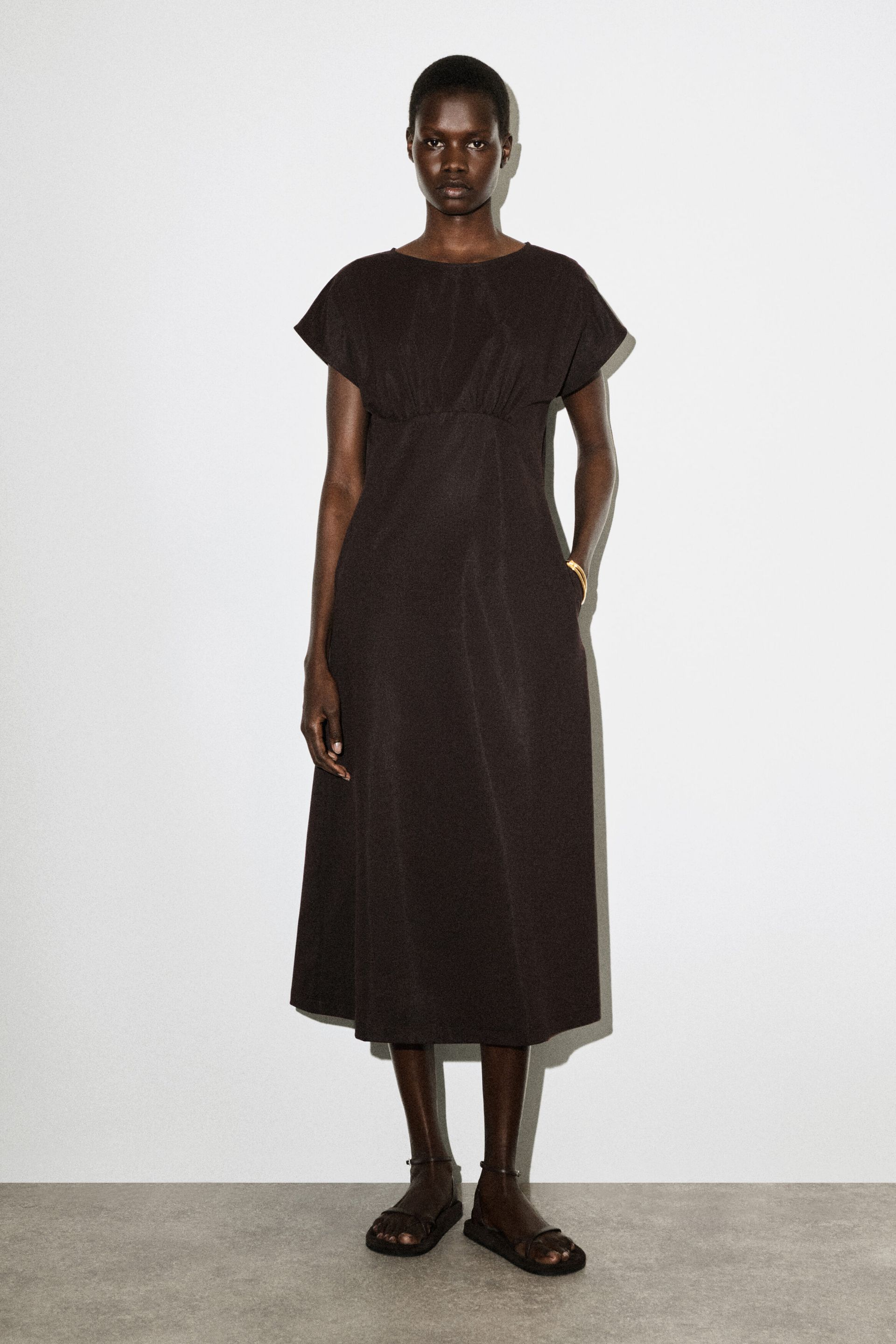 Sculpted Gathered Jersey Midi Dress
