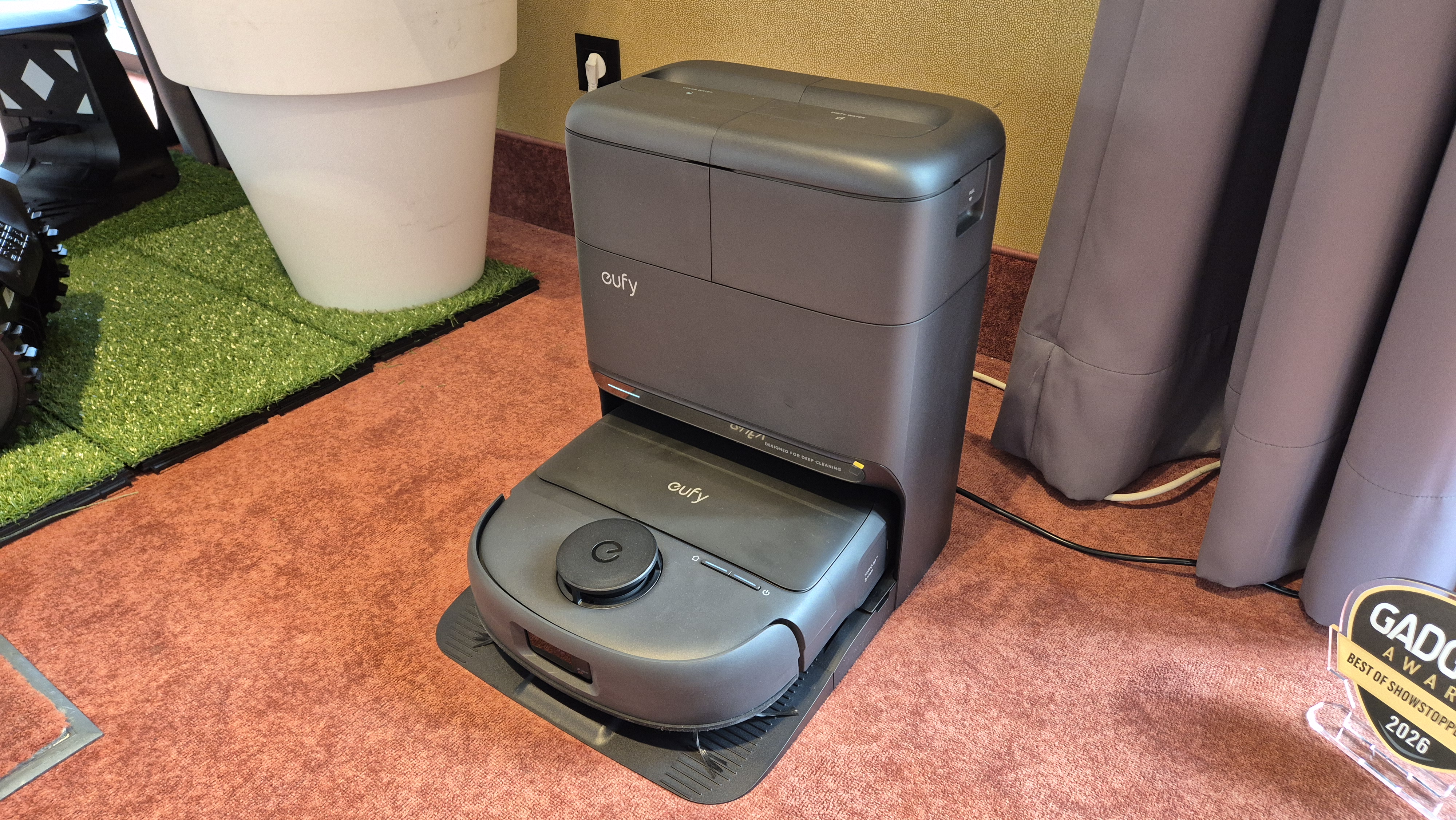 Eufy Robot Vacuum Omni C28