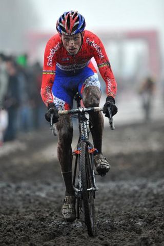 Dutch champion Lars Boom (Rabobank) powers through the mud.