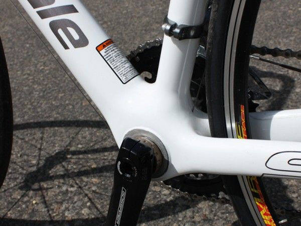 Our test bike came with a threaded bottom bracket shell adapter instead of the lighter and stiffer pure BB30 system. Bummer.
