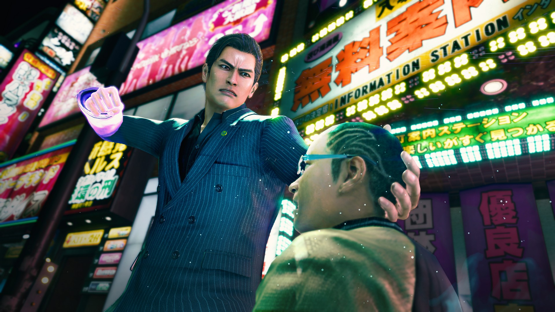 Yoshitaka Mine pummels enemies with his boxer style moves in the dark, neon-lit streets of Kamurocho, Tokyo in Yakuza Kiwami 3's Dark Ties campaign