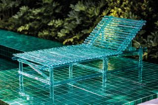 Sun lounger from the ‘A’mare’ collection