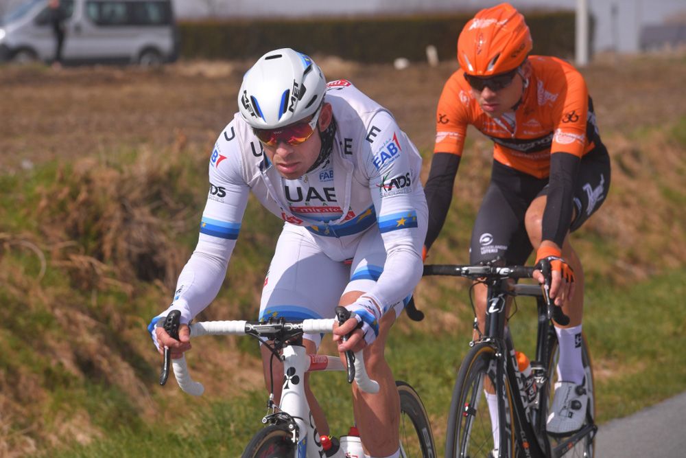 Alexander Kristoff (UAE Team Emirates) missed the key move over the Kemmelberg