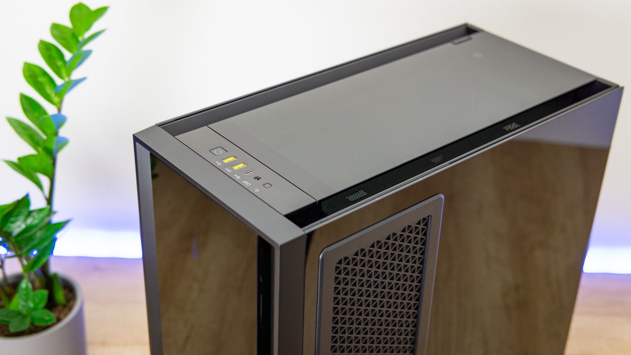 Corsair 5000X