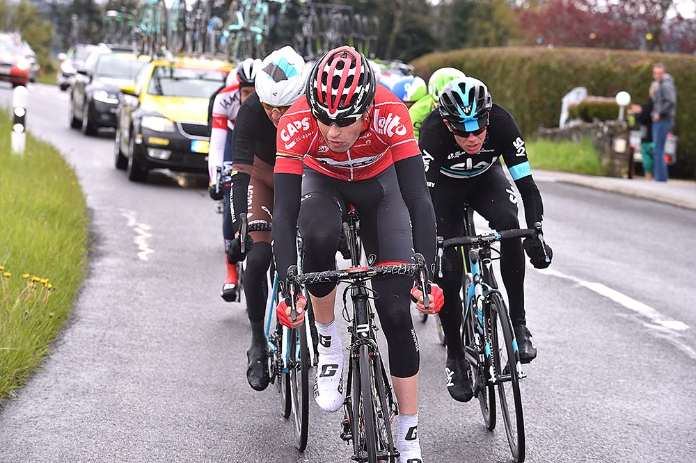 Sander Armee (Lotto Soudal) leads the break.