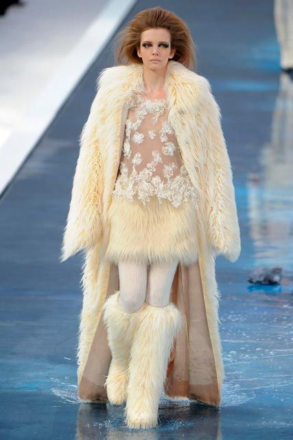 Chanel A/W 2010, Paris Fashion Week