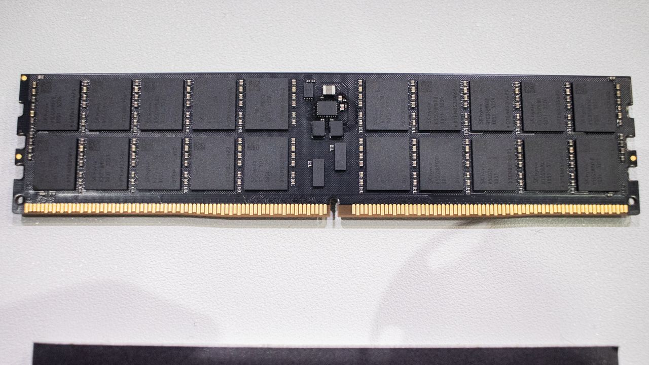 128GB 4-rank CUDIMMs from TeamGroup
