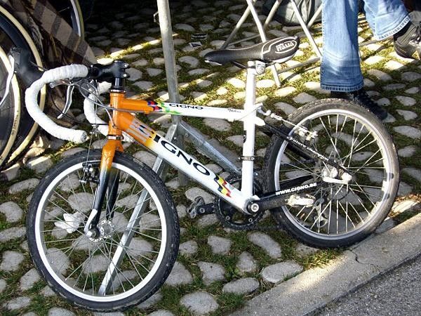 World 'Cross champion 2025? Thibault Nys, son of Belgian 'cross great Sven Nys, is already a two-wheeled terror like his father and is reportedly already tearing up the BMX track, just like Papa Sven did at his age.