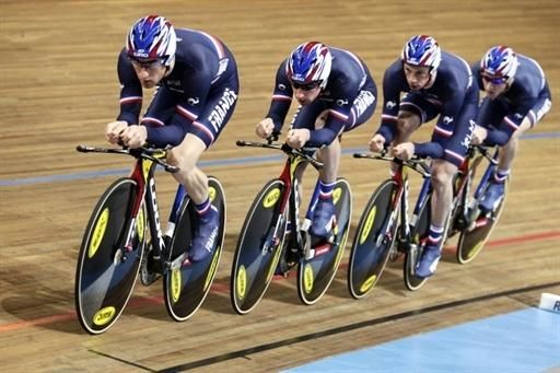 The French team, comprising Vivien Brisse, Benoit Daeninck, Julien Duval and Julien Morice, takes part in the qualification for the team pursuit
