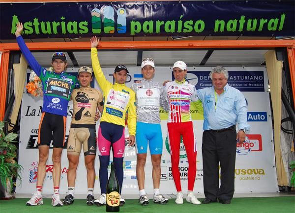 The jersey holders following stage two.
